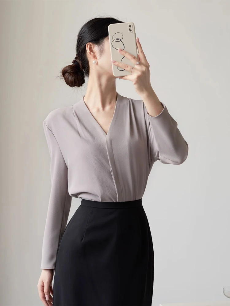 Professional Workwear Shirt Women Long Sleeve Spring Autumn V-neck Minimalist Chiffon Top Design Sense Blouse
Professional Workwear Shirt Women Long Sleeve Spring Autumn V-neck Minimalist Chiffon Top Design Sense Blouse
