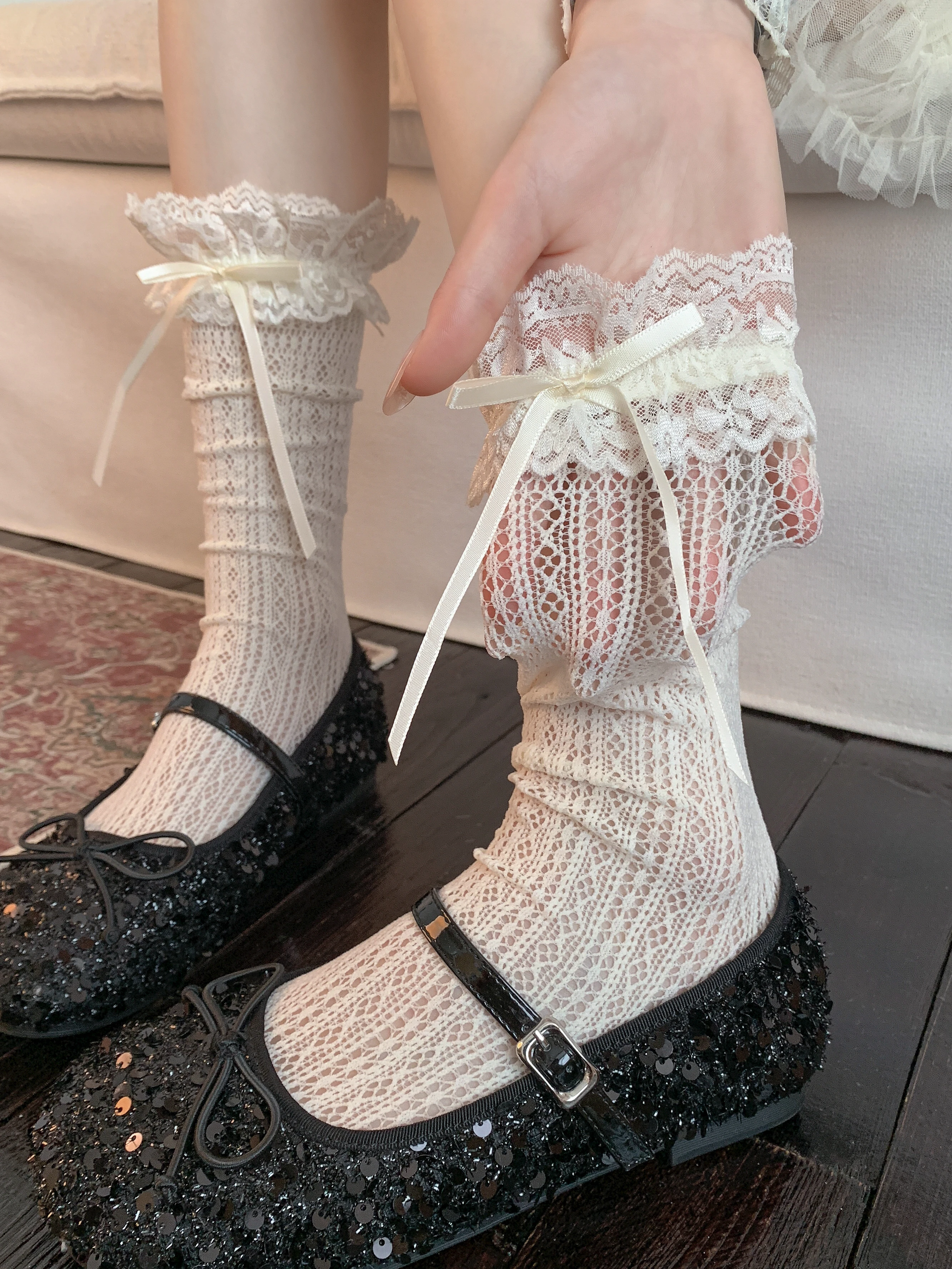 Summer Thin Lace Socks Women Mid-Calf Ballet Style Knot White Chunky Socks Match Mary Jane Sweet Style Stockings
Summer Thin Lace Socks Women Mid-Calf Ballet Style Knot White Chunky Socks Match Mary Jane Sweet Style Stockings