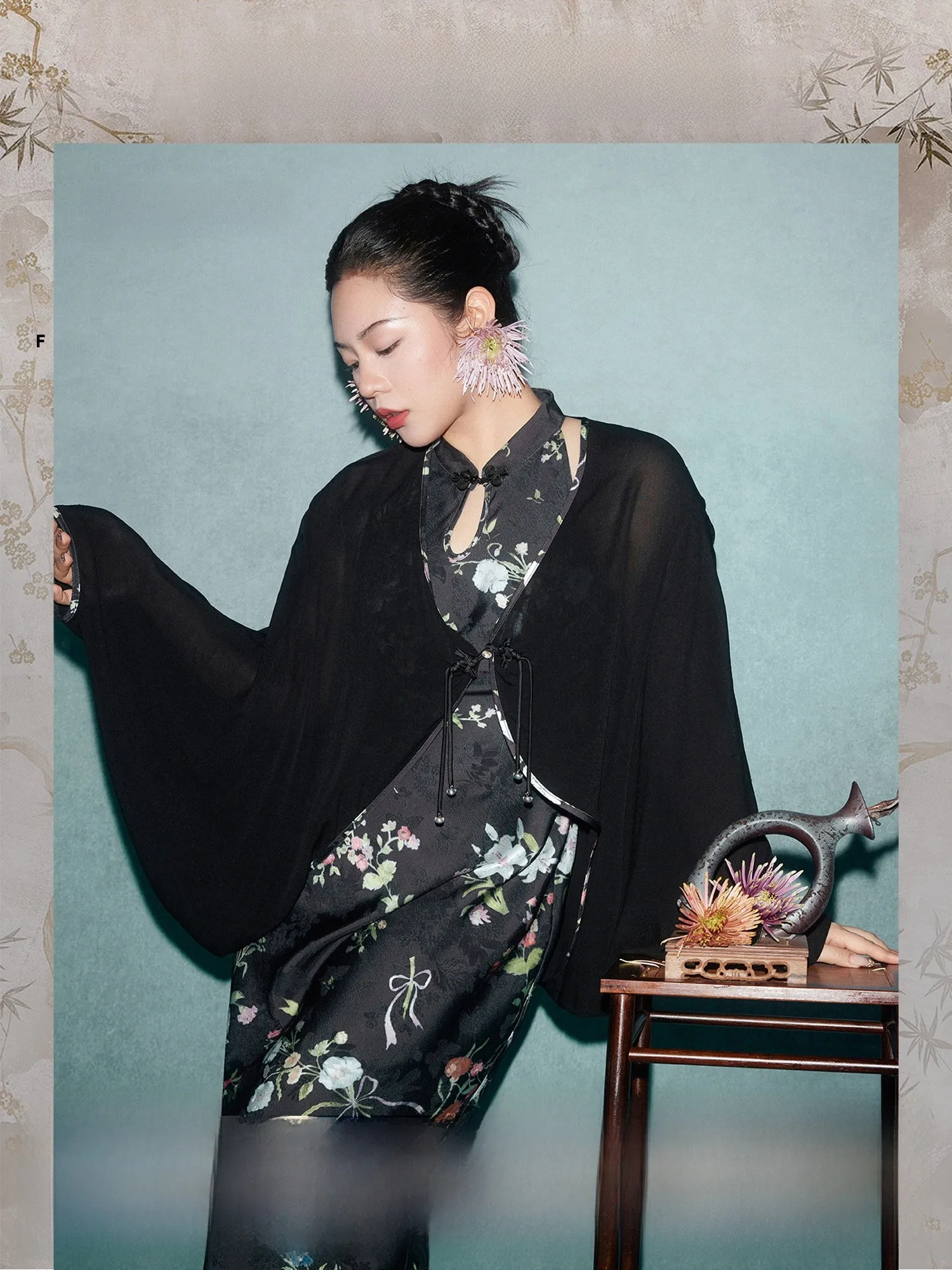 Plusmall Night Blooming Floral New Chinese Style Sleeveless Hidden Pattern Print Dress Long Sleeve Shawl Outerwear
Plusmall Night Blooming Floral New Chinese Style Sleeveless Hidden Pattern Print Dress Long Sleeve Shawl Outerwear