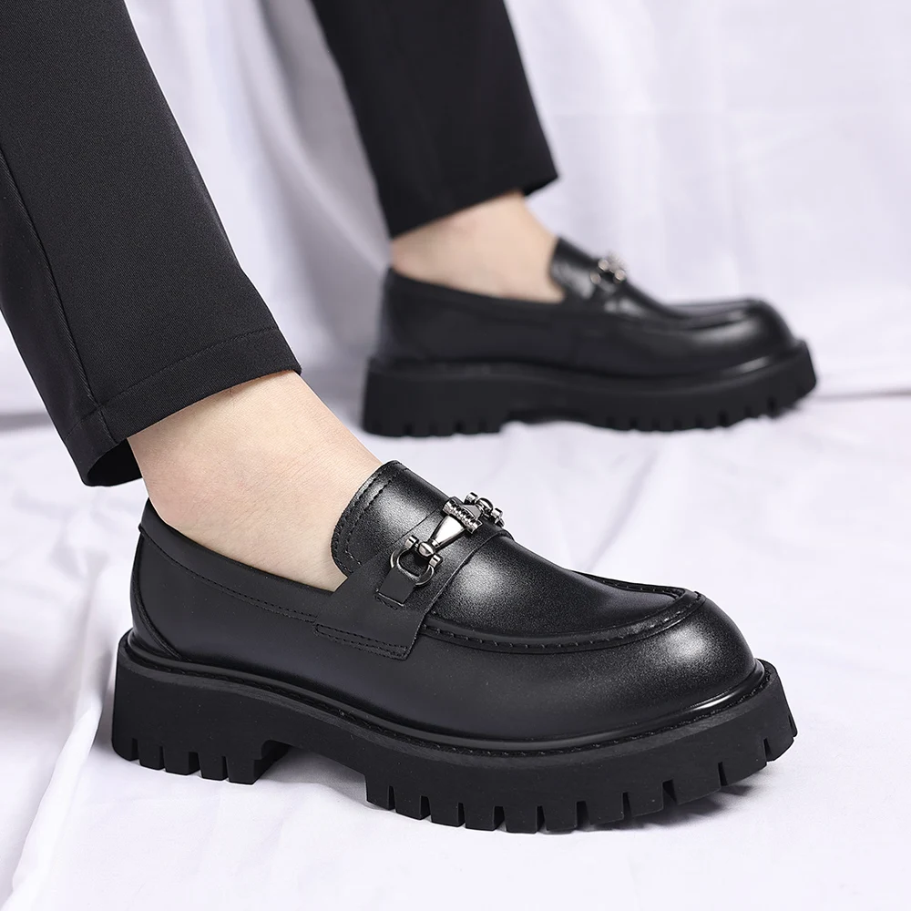New Platform Shoes Loafers Shoes Men Thick-soled Wedding Shoes Black Formal Business Shoes Slip-on Leather Increase Casual Shoes
New Platform Shoes Loafers Shoes Men Thick-soled Wedding Shoes Black Formal Business Shoes Slip-on Leather Increase Casual Shoes