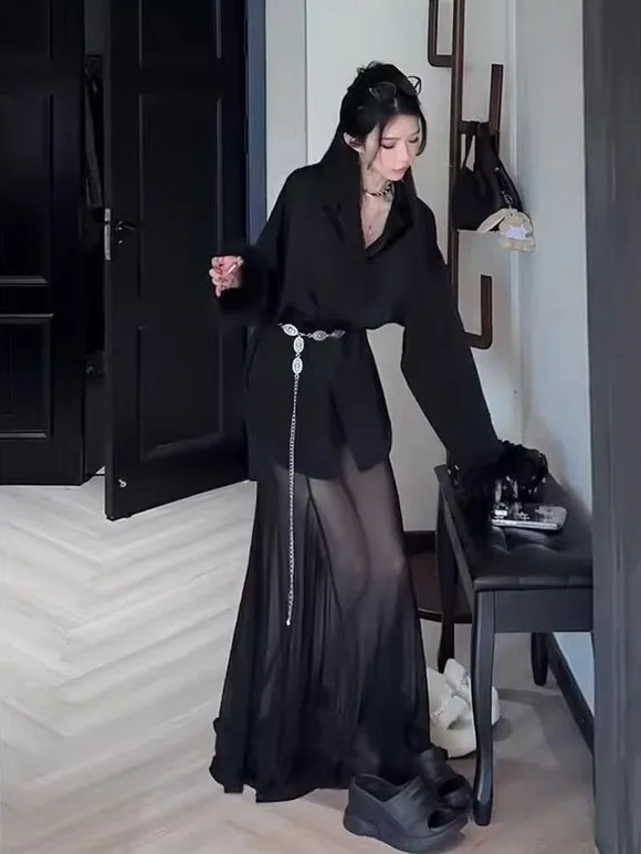 Black Vintage Loose Mesh Splicing Long Dress Two-Piece Set for Women Autumn 2025 Fashion Design Sensation New Arrival
Black Vintage Loose Mesh Splicing Long Dress Two-Piece Set for Women Autumn 2025 Fashion Design Sensation New Arrival