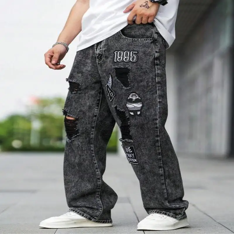 European Fashion Low Waist Casual PU Leather Men's Jeans Hand Rubbed Texture Rabbit Fur Detailing Spring 2026 Collection
European Fashion Low Waist Casual PU Leather Men's Jeans Hand Rubbed Texture Rabbit Fur Detailing Spring 2026 Collection