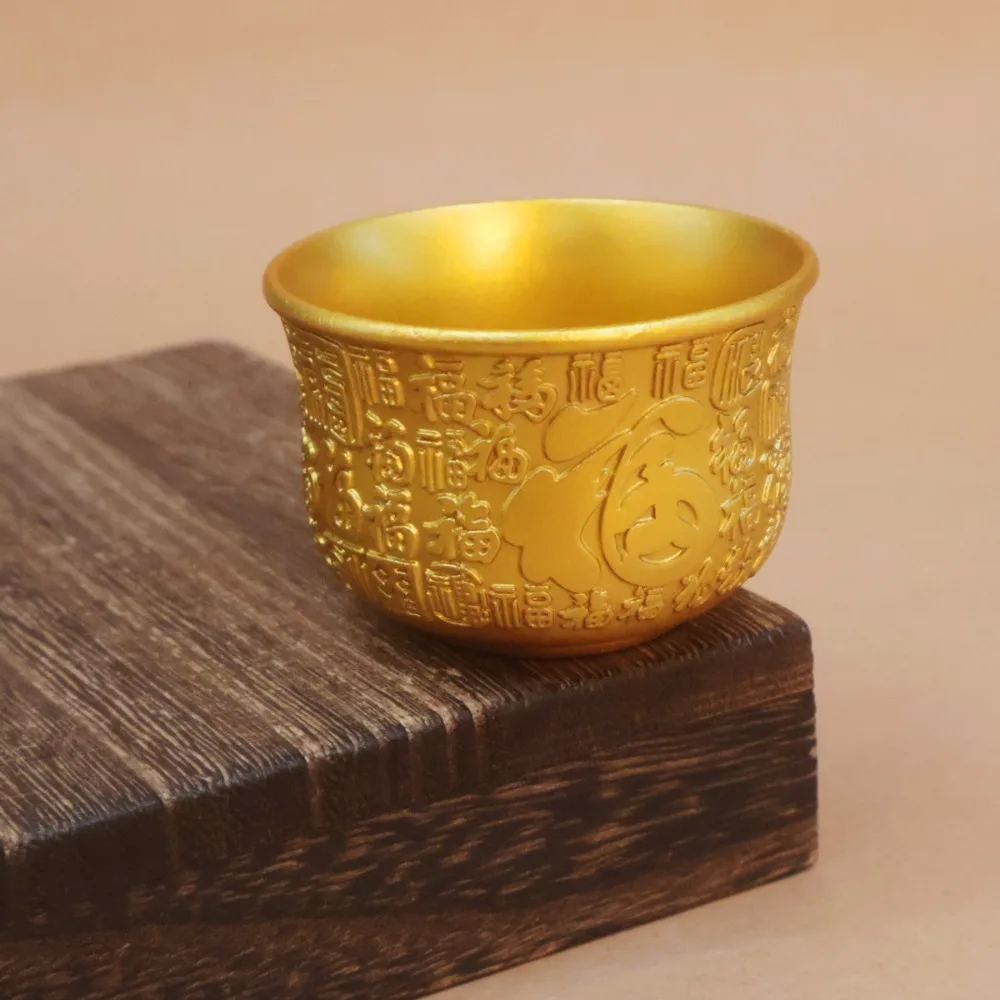 6pcs Drinkware Alloy Tea Cup Auspicious Fu Embossed Mini Wine Cup Gold/Silver Offering Water Bowl Living Room
6pcs Drinkware Alloy Tea Cup Auspicious Fu Embossed Mini Wine Cup Gold/Silver Offering Water Bowl Living Room