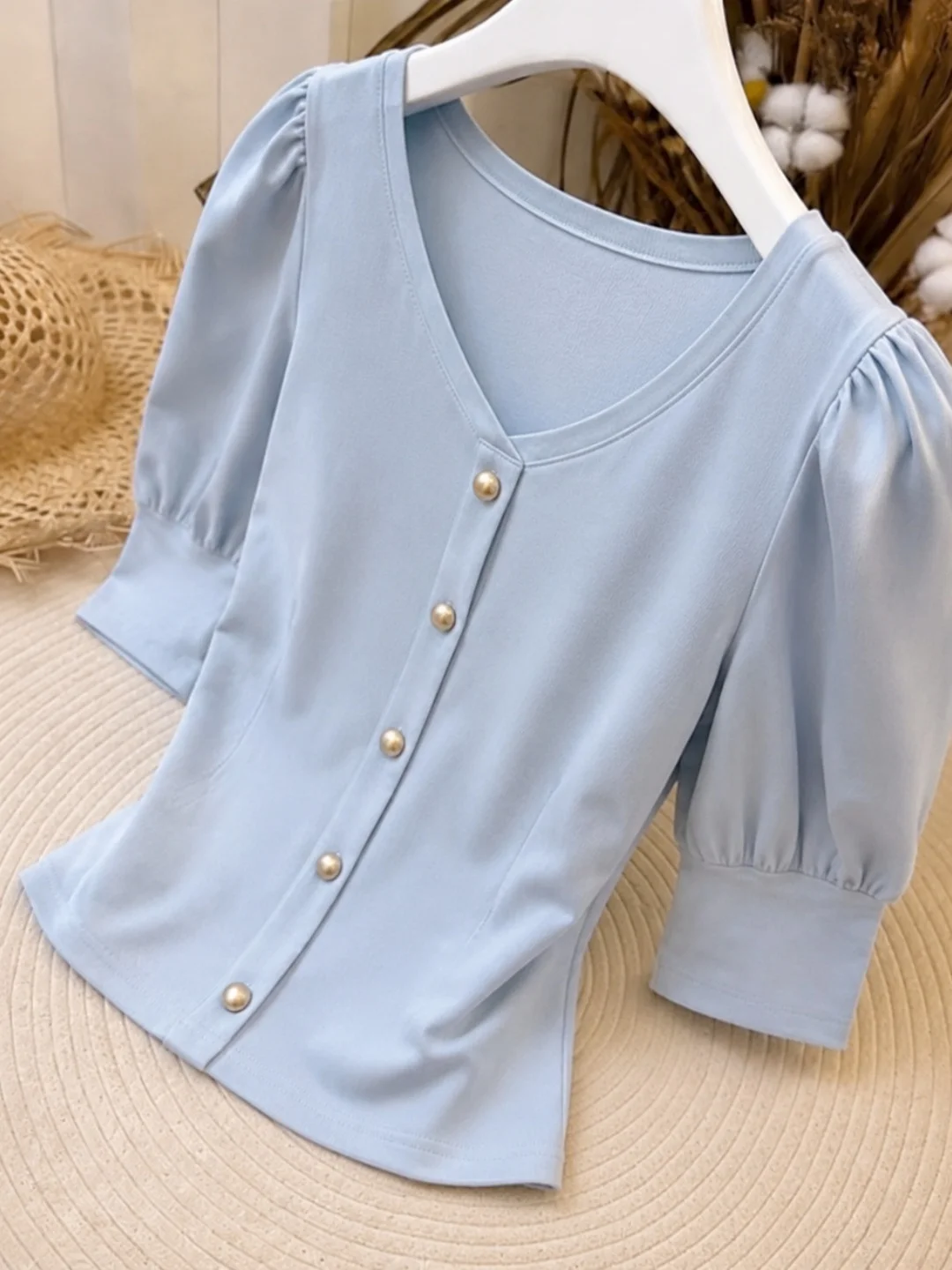Soft Skin-Friendly Short Sleeve T-Shirt Women's Fashionable Versatile Summer Trendy Top Comfortable Korean Style Straight Cut
Soft Skin-Friendly Short Sleeve T-Shirt Women's Fashionable Versatile Summer Trendy Top Comfortable Korean Style Straight Cut