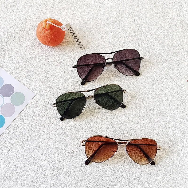 New Metal Children's Fashion Toad Glasses Sunscreen Sunglasses Personalized Cute Baby UV resistant Glasses Sunscreen Trend
New Metal Children's Fashion Toad Glasses Sunscreen Sunglasses Personalized Cute Baby UV resistant Glasses Sunscreen Trend