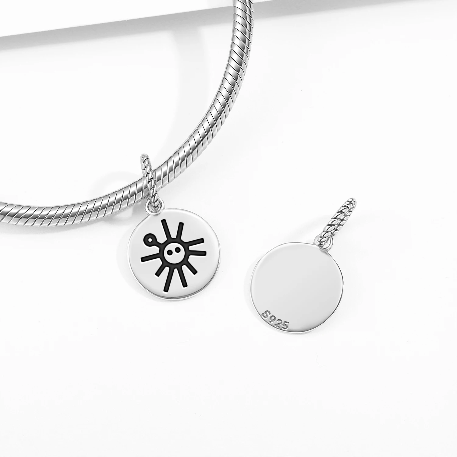 Taino Sun God Pendant 925 Sterling Silver Symbol Charm Bead for Women Bracelet Necklace Jewelry Fashion
Taino Sun God Pendant 925 Sterling Silver Symbol Charm Bead for Women Bracelet Necklace Jewelry Fashion