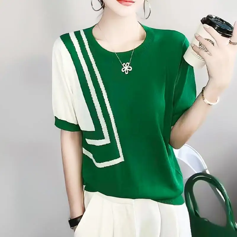Irregular Striped Round Neck Slimming Knitted Sweater for Women in Summer New Ice Silk Short Sleeved T-shirt for Women
Irregular Striped Round Neck Slimming Knitted Sweater for Women in Summer New Ice Silk Short Sleeved T-shirt for Women