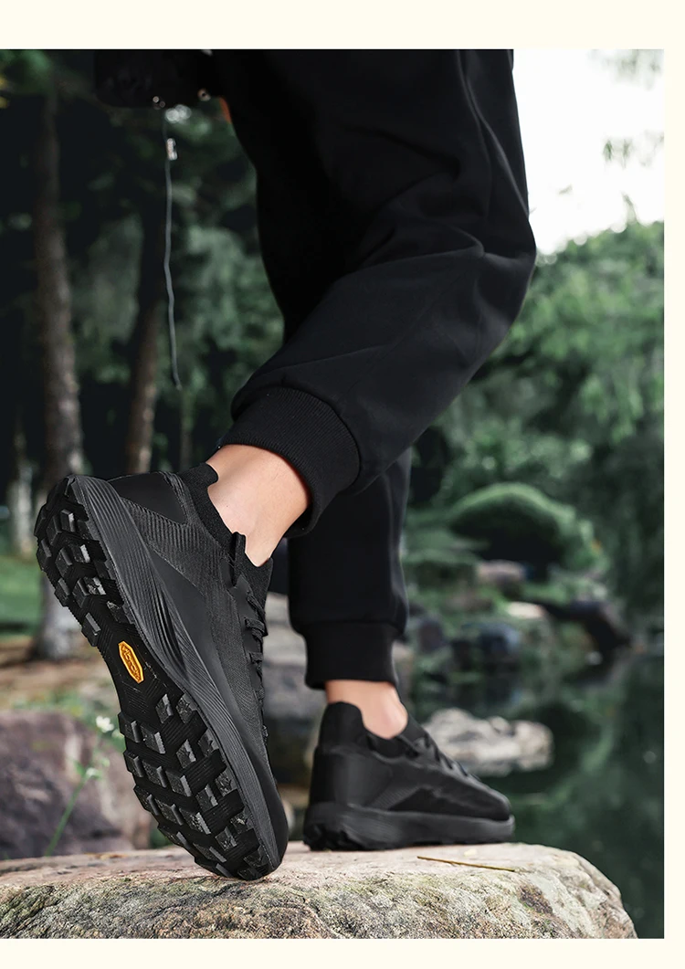 High-quality men's summer sports shoes, outdoor breathable mesh fabric, lightweight shock-absorbing design, suitable for tennis,
High-quality men's summer sports shoes, outdoor breathable mesh fabric, lightweight shock-absorbing design, suitable for tennis,