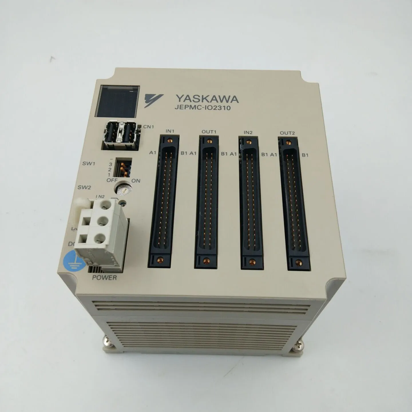Оригинальный контроллер Yaskawa JEPMC-I02310-E 
Оригинальный контроллер Yaskawa JEPMC-I02310-E