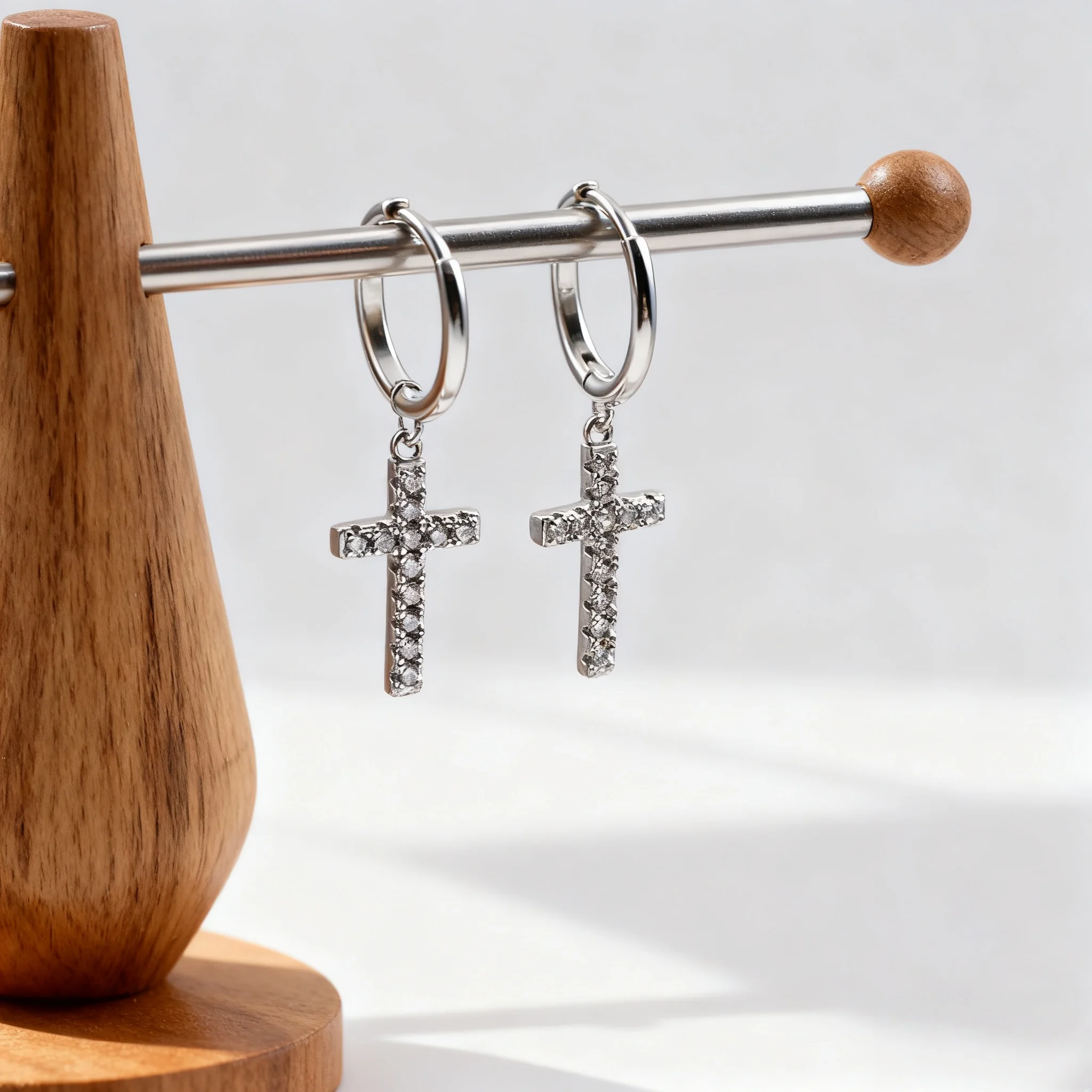 Серьги-подвески с серебряным крестом и цирконием в стиле панк, хип-хоп, модные изысканные украшения, подходящие для мужчин и женщин, ювелирные изделия для вечеринок, подарки
Серьги-подвески с серебряным крестом и цирконием в стиле панк, хип-хоп, модные изысканные украшения, подходящие для мужчин и женщин, ювелирные изделия для вечеринок, подарки