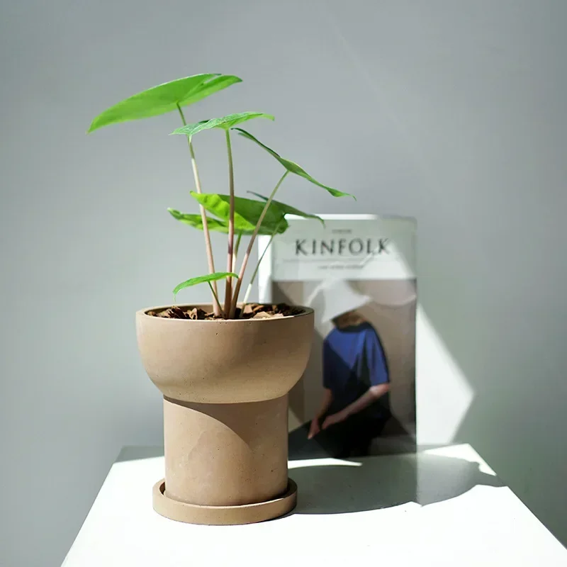 Personalized Cement Flower Stand with Tray, Breathable Inner Wall, Stylish Home Garden Pot for Plant Enthusiasts, Korean, Simple
Personalized Cement Flower Stand with Tray, Breathable Inner Wall, Stylish Home Garden Pot for Plant Enthusiasts, Korean, Simple