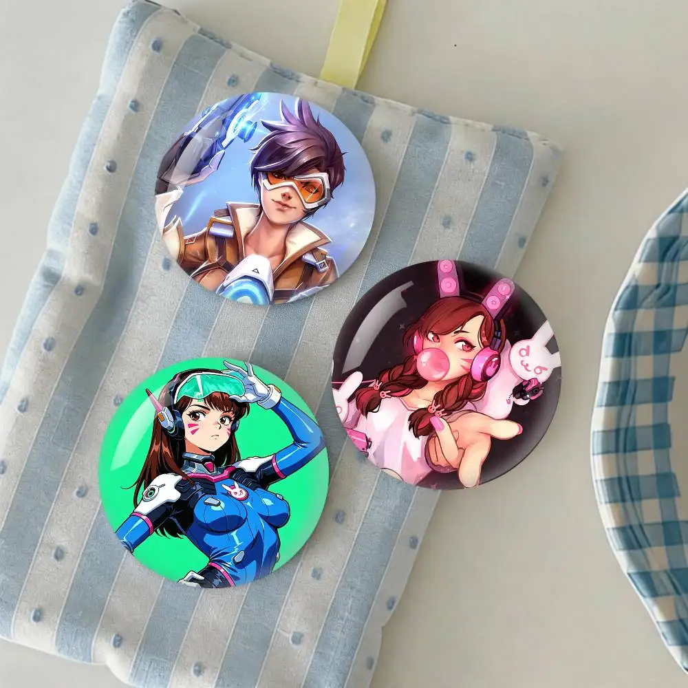 Pop G-Game O-Overwatch-H Badge fragmentation laser Game Figure Soft Button Pins Handmade Cartoon Round Brooch Bag
Pop G-Game O-Overwatch-H Badge fragmentation laser Game Figure Soft Button Pins Handmade Cartoon Round Brooch Bag