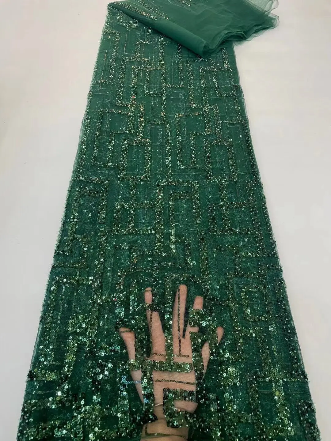 High Quality with beads ZH-1228985 African Nigerian Tulle Lace Fabric For Sewing Wedding Party Dress Embroidered Net Cloth
High Quality with beads ZH-1228985 African Nigerian Tulle Lace Fabric For Sewing Wedding Party Dress Embroidered Net Cloth