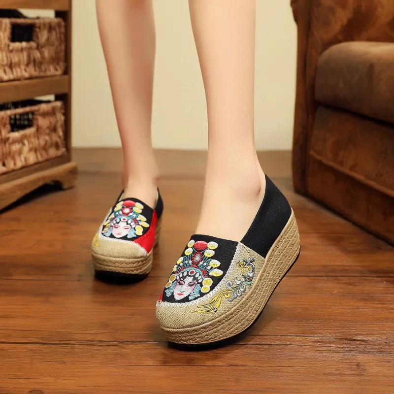 2025 Spring And Autumn Retro Women Linen Cotton Fabric Embroidered Short Ankle Platform Shoes Comfortable Women's sports shoes
2025 Spring And Autumn Retro Women Linen Cotton Fabric Embroidered Short Ankle Platform Shoes Comfortable Women's sports shoes