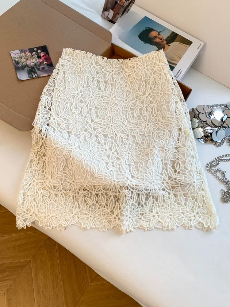 Lace Hollow out Half Skirt Women's Mid-Length A-Line Skirt Summer New Style Versatile Bodycon High Waist Commute Style
Lace Hollow out Half Skirt Women's Mid-Length A-Line Skirt Summer New Style Versatile Bodycon High Waist Commute Style