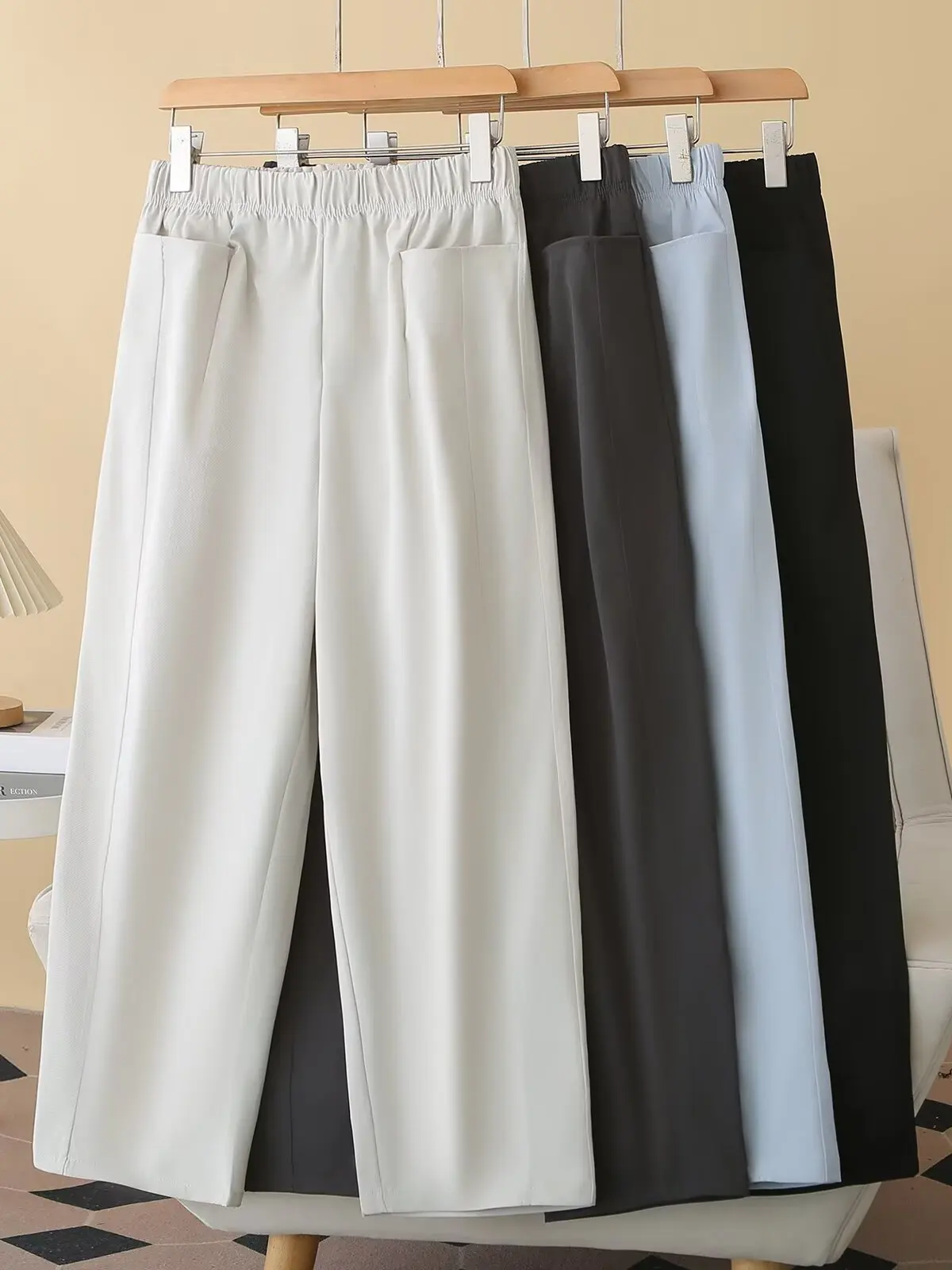 plus Size Women's Summer Korean Style Loose Straight Leg Pants Elastic Waist Casual Trousers Drapey Nine-Piece Pants
plus Size Women's Summer Korean Style Loose Straight Leg Pants Elastic Waist Casual Trousers Drapey Nine-Piece Pants