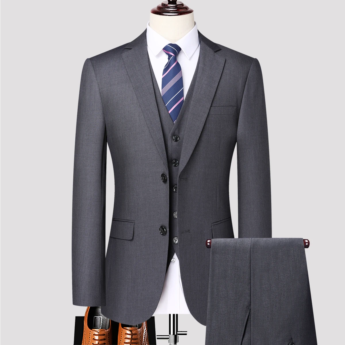 Fashionable High Quality Mens 3 Piece Smart Casual Business Formal Suit Set with Premium High End Sense
Fashionable High Quality Mens 3 Piece Smart Casual Business Formal Suit Set with Premium High End Sense
