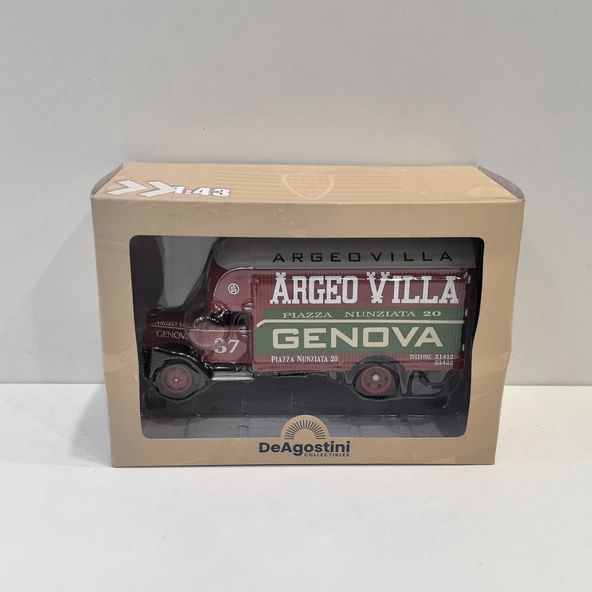 Diecast DEA 1/43 Scale OPEL BLITZ IXO The Front of The Car Is Made of Alloy and The Interior Is Made of Plastic Car Model
Diecast DEA 1/43 Scale OPEL BLITZ IXO The Front of The Car Is Made of Alloy and The Interior Is Made of Plastic Car Model