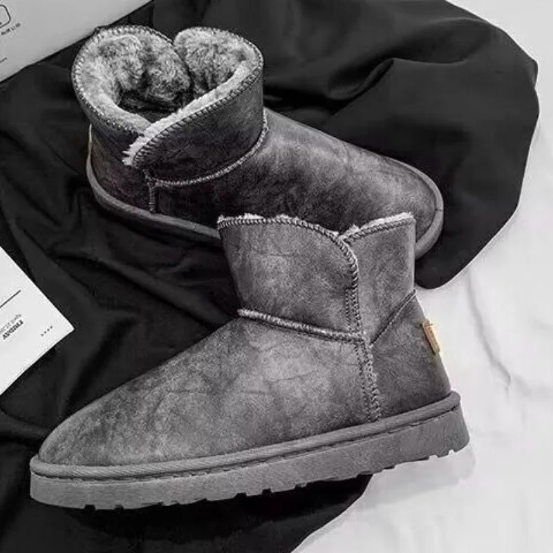 Men's Winter Snow Boots Thick Fleece Lined Warm Waterproof Anti Slip One Step Put On Outdoor Leather Cotton Shoes Trendy Young
Men's Winter Snow Boots Thick Fleece Lined Warm Waterproof Anti Slip One Step Put On Outdoor Leather Cotton Shoes Trendy Young