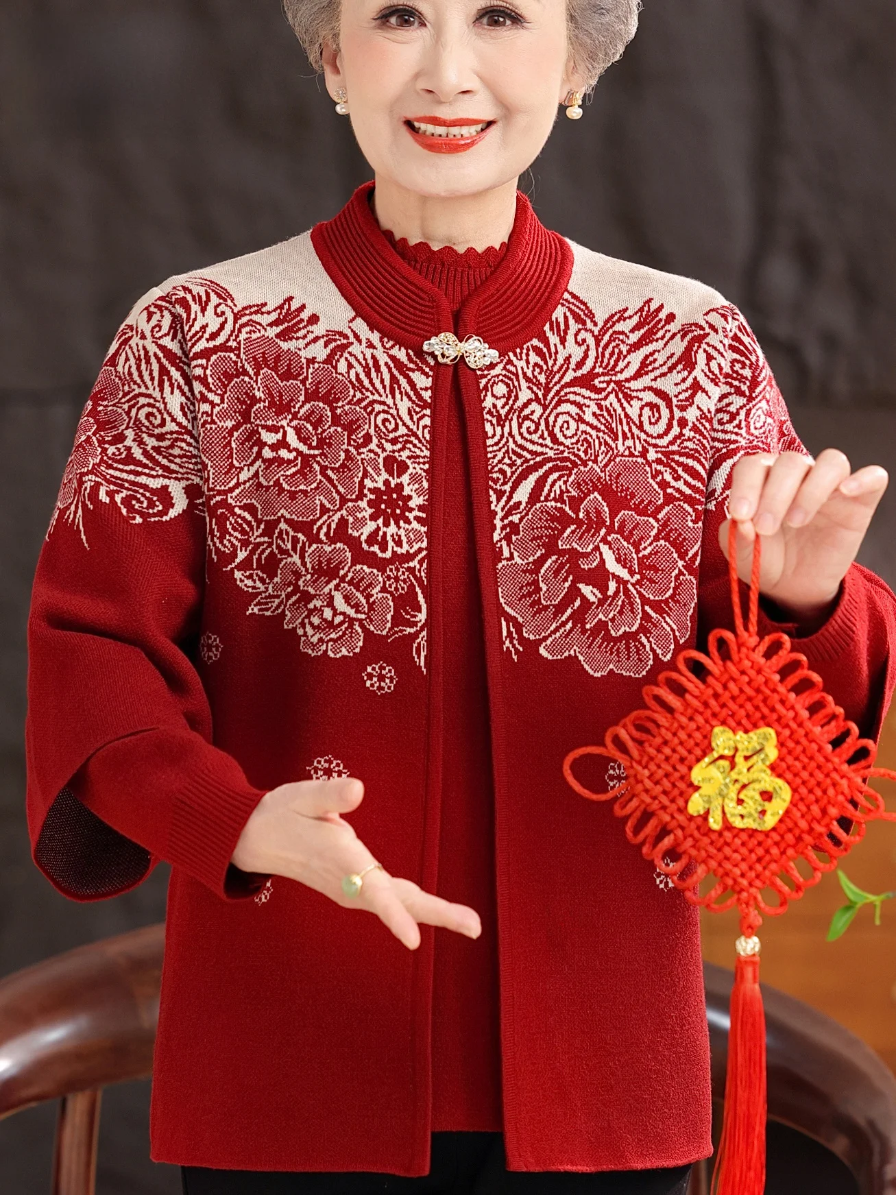 New Chinese Sle Embroidered Stand Collar Open Cardigan Sweater Women's Mid-Aged Mommy Wedding Dr Red Evening Gown Two-Pi...
New Chinese Sle Embroidered Stand Collar Open Cardigan Sweater Women's Mid-Aged Mommy Wedding Dr Red Evening Gown Two-Pi...