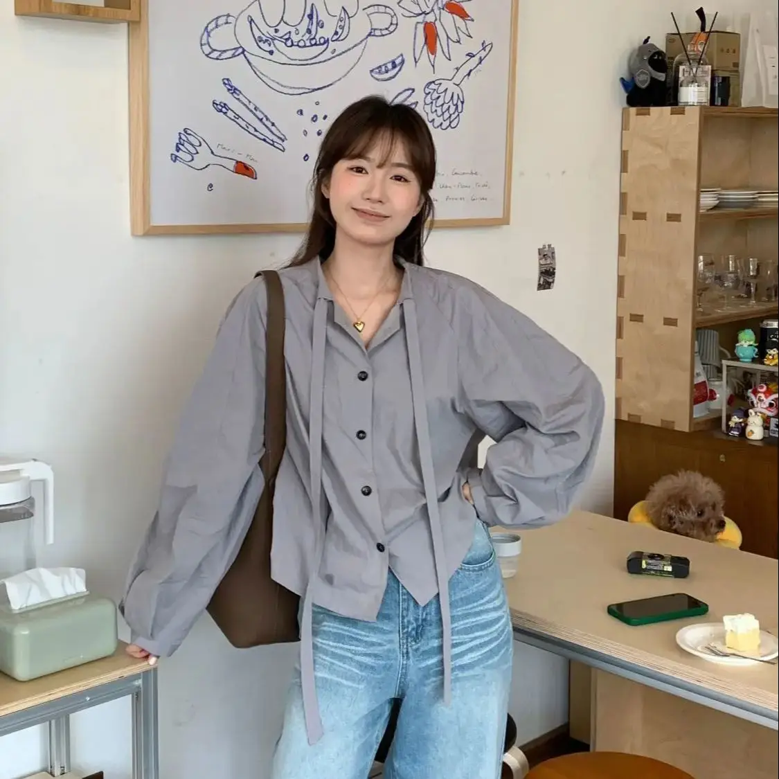 Korea Retro Solid Color Lace-Up Long-Sleeved Shirt Women 2025 Spring Autumn New Niche Casual Versatile Loose Design Top
Korea Retro Solid Color Lace-Up Long-Sleeved Shirt Women 2025 Spring Autumn New Niche Casual Versatile Loose Design Top