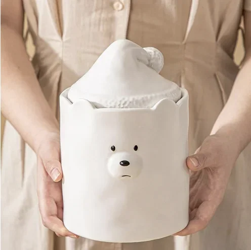 Medium sized pet cremation urn Large urn for ceramic sealed urn for broken bones after the dog dies 
Medium sized pet cremation urn Large urn for ceramic sealed urn for broken bones after the dog dies