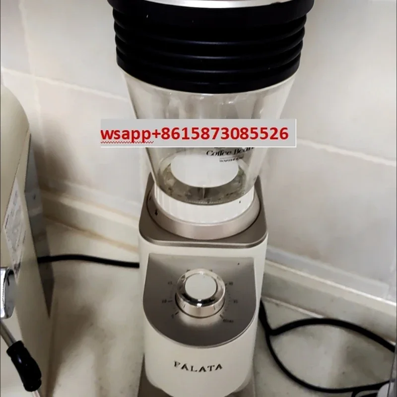 Farata FM3 coffee machine residue powder cleaning air blowing grinder bean bin blowing air
Farata FM3 coffee machine residue powder cleaning air blowing grinder bean bin blowing air