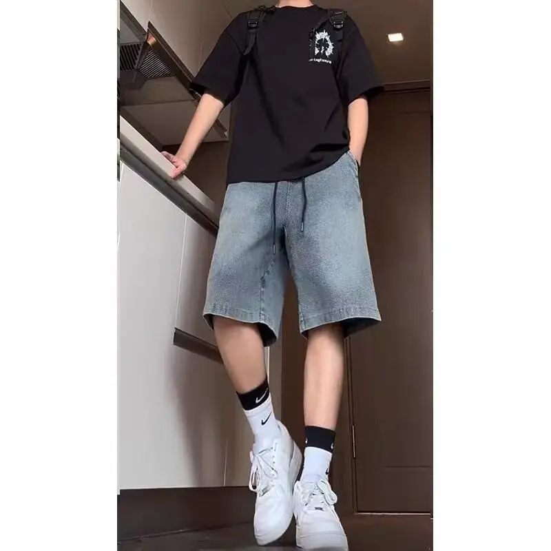 Повседневные мужские джинсовые рта с талией, летние тонкие прямые спортивные брюки с пятью точками, свободный крой, со средней талией, смесь хлопка из полиэстера
Повседневные мужские джинсовые рта с талией, летние тонкие прямые спортивные брюки с пятью точками, свободный крой, со средней талией, смесь хлопка из полиэстера