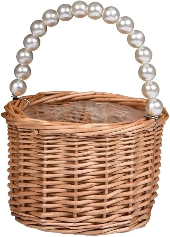 Natural Rattan Flower Girl Basket with Pearl Handle for Wedding and Home Decor
Natural Rattan Flower Girl Basket with Pearl Handle for Wedding and Home Decor