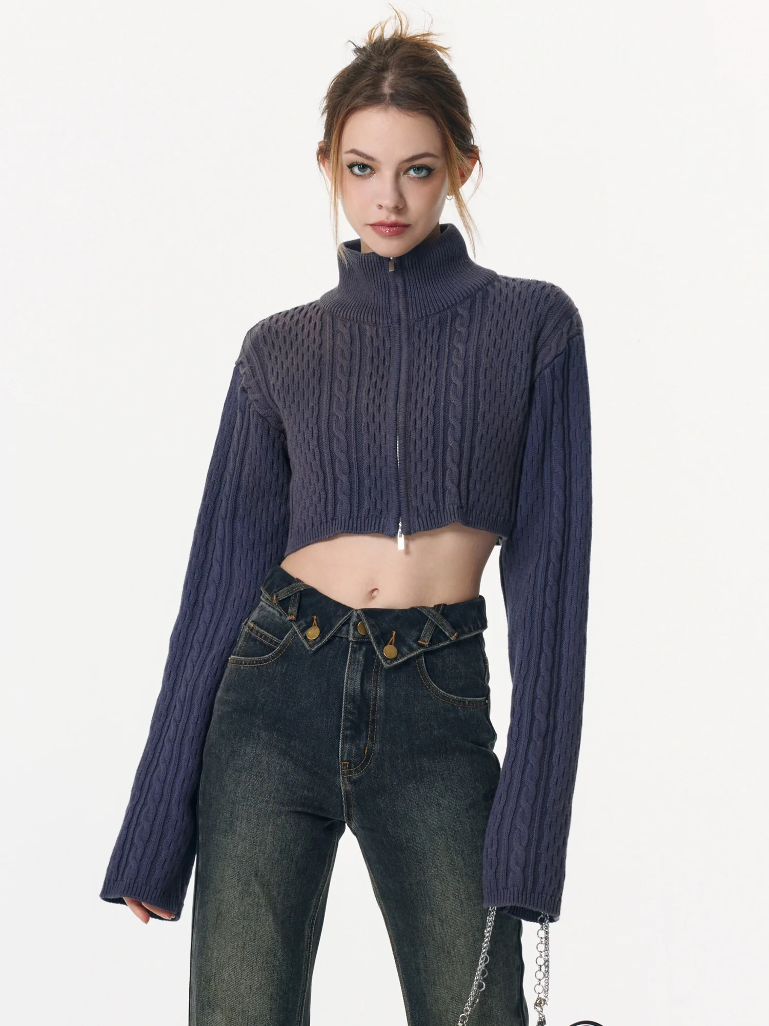 Vone eeE Spicy Girl Double Pull Head Wa ort High Collar Twist Вязаный топ Женский комплект ранней осени и зимы Faion
Vone eeE Spicy Girl Double Pull Head Wa ort High Collar Twist Вязаный топ Женский комплект ранней осени и зимы Faion