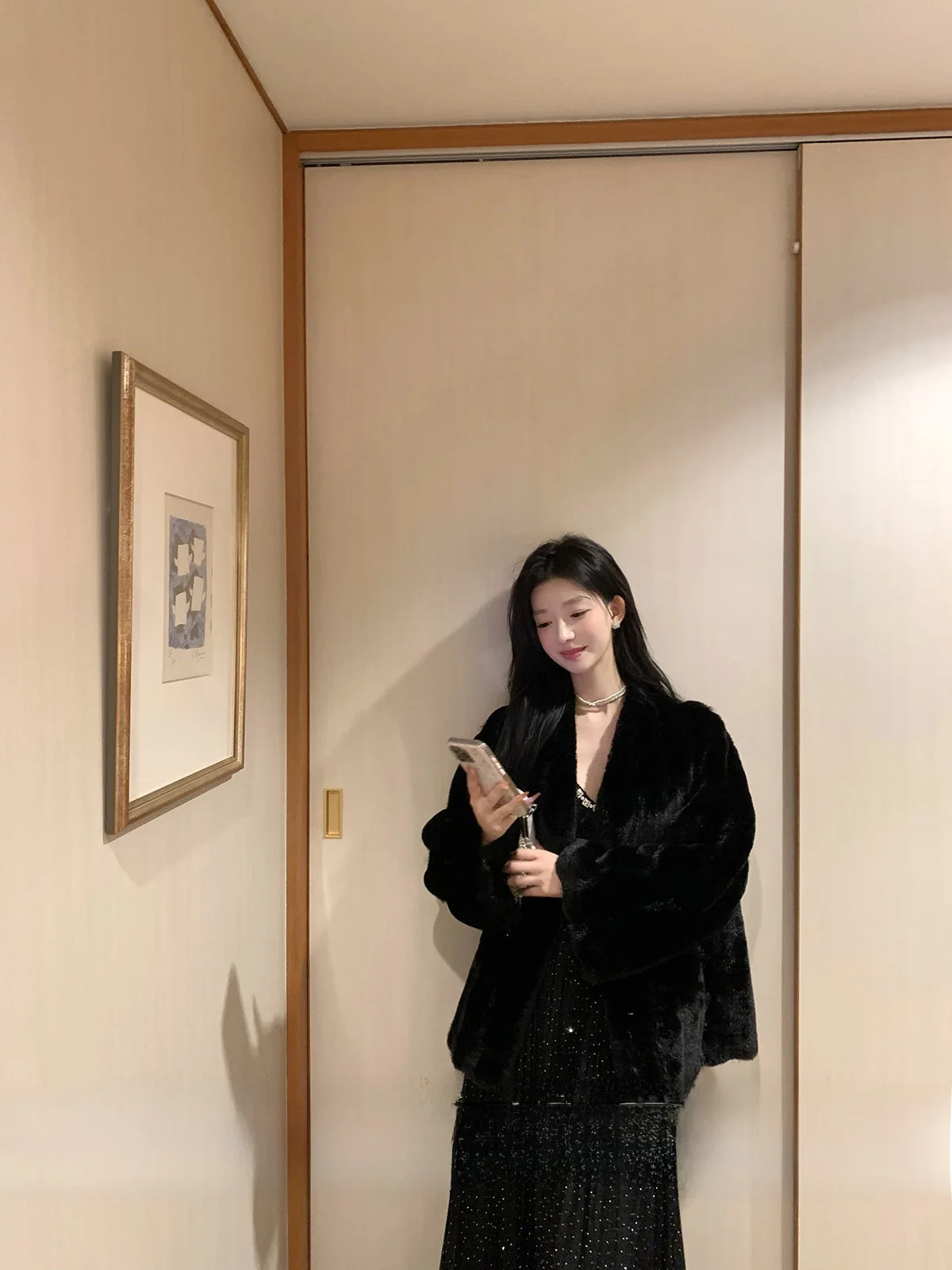 YOLI Luxury Women's Fur Coat Slimming Loose Winter Fashionable Outerwear Youth Standard Fit Thick Long Sleeve No Hat
YOLI Luxury Women's Fur Coat Slimming Loose Winter Fashionable Outerwear Youth Standard Fit Thick Long Sleeve No Hat