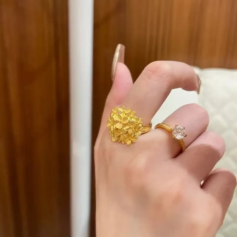 Кольцо в китайском ретро-стиле с желтыми и золотыми цветами, незаменимое украшение для женской свадьбы, кольцо с сотней расцветших цветов и цветочным венком.
Кольцо в китайском ретро-стиле с желтыми и золотыми цветами, незаменимое украшение для женской свадьбы, кольцо с сотней расцветших цветов и цветочным венком.