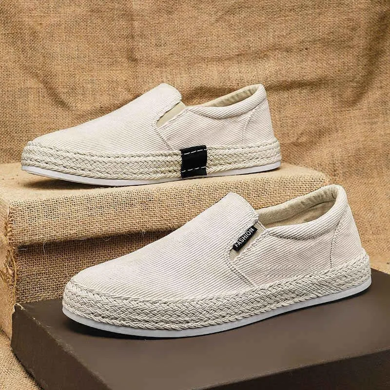 Handmade Men's Canvas Shoes Breathable Soft Bottom Versatile Slip-On Beijing Fisherman Casual Trendy Low-Top round Toe Flat F...
Handmade Men's Canvas Shoes Breathable Soft Bottom Versatile Slip-On Beijing Fisherman Casual Trendy Low-Top round Toe Flat F...