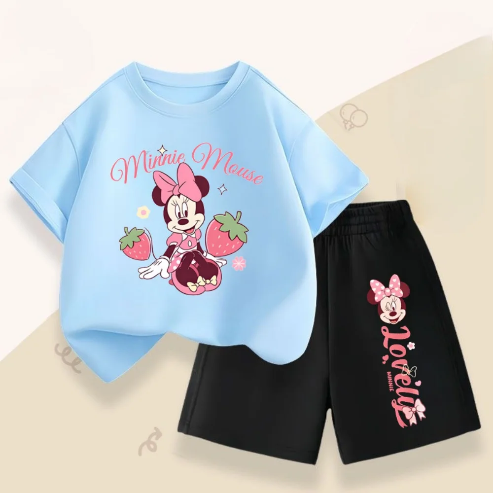 Детский комплект с короткими рукавами и шортами Disney Strawberry Minnie Mouse, чистый хлопок, размер 100-160, новый летний комплект для детей Ag
Детский комплект с короткими рукавами и шортами Disney Strawberry Minnie Mouse, чистый хлопок, размер 100-160, новый летний комплект для детей Ag