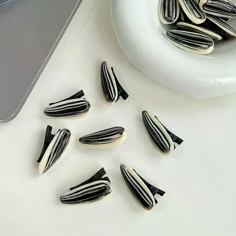 New Simulation Food Hairpins Creative Personality Melon Seed Barrettes Hair Clips Funny Food Hairgrips Fashion Hair Accessories
New Simulation Food Hairpins Creative Personality Melon Seed Barrettes Hair Clips Funny Food Hairgrips Fashion Hair Accessories