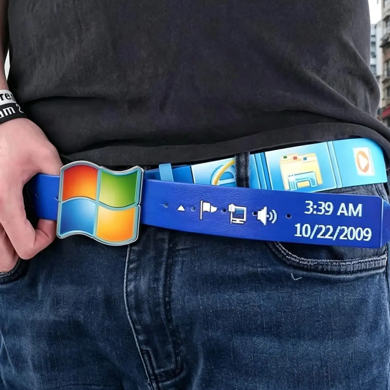 Retro Computer Interface Style Belt, Unisex Style, Y2k Men's And Women's Adjustable Casual Belt
Retro Computer Interface Style Belt, Unisex Style, Y2k Men's And Women's Adjustable Casual Belt