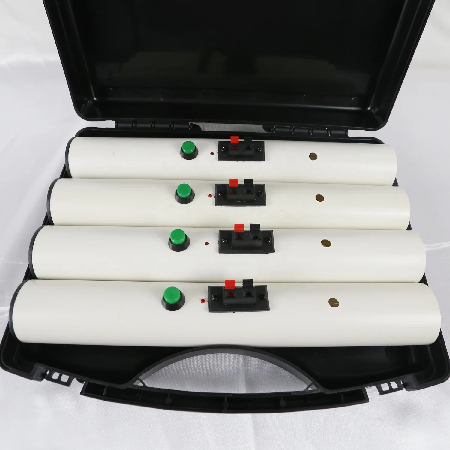 Pack of 4 Wireless Handheld Spark Fountain Machine Portable Stage Atmosphere Effect Device for Party Festival Stage Decoration
Pack of 4 Wireless Handheld Spark Fountain Machine Portable Stage Atmosphere Effect Device for Party Festival Stage Decoration