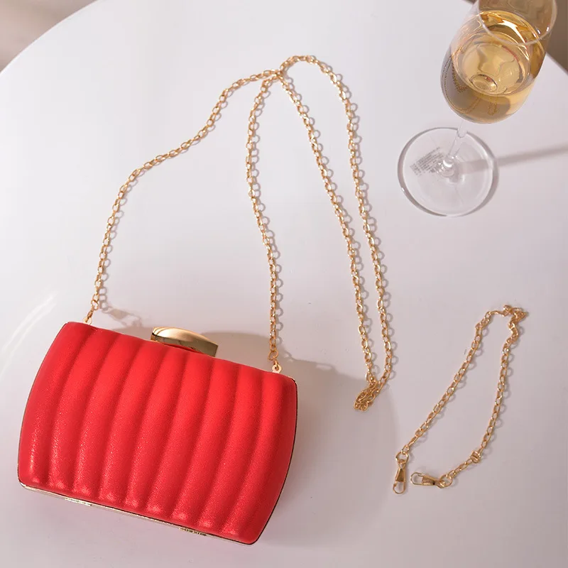 European American Fashionable Dinner Bag Metal Buckle Clutch Purse Elegant Ladies Evening Bag Pumpkin Texture PU Square Box Bag
European American Fashionable Dinner Bag Metal Buckle Clutch Purse Elegant Ladies Evening Bag Pumpkin Texture PU Square Box Bag