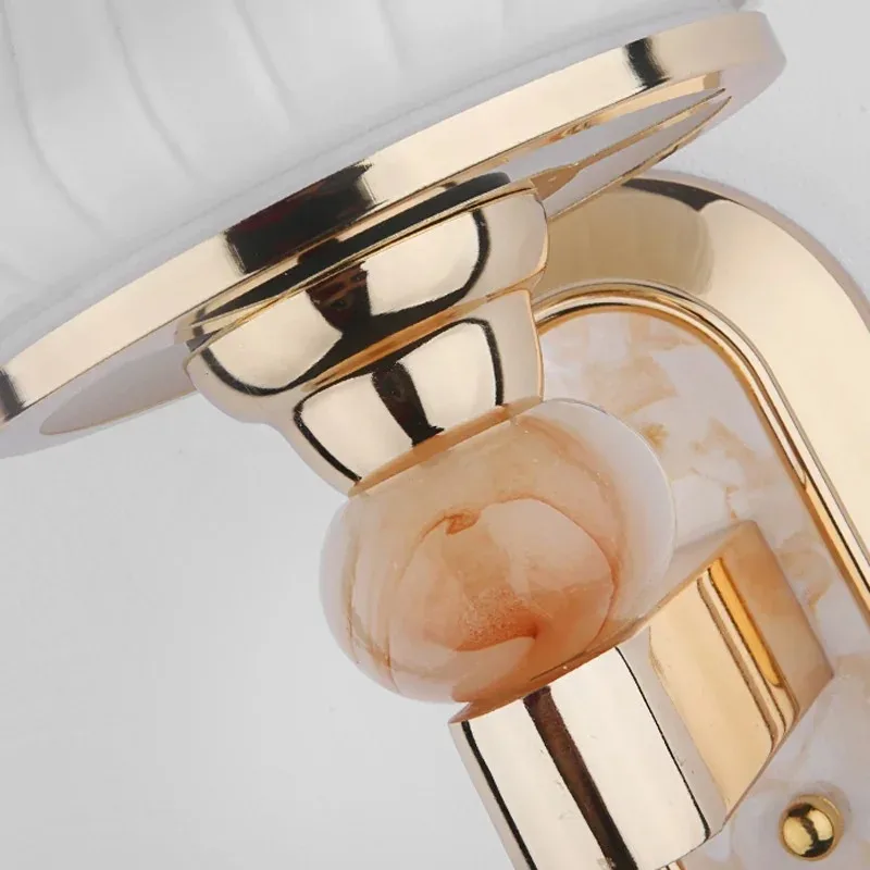 Simple Modern Bedside Wall Lamp Bedroom Lamp European Creative Personality Led Living Room Lamp Staircase Aisle Corridor Light
Simple Modern Bedside Wall Lamp Bedroom Lamp European Creative Personality Led Living Room Lamp Staircase Aisle Corridor Light