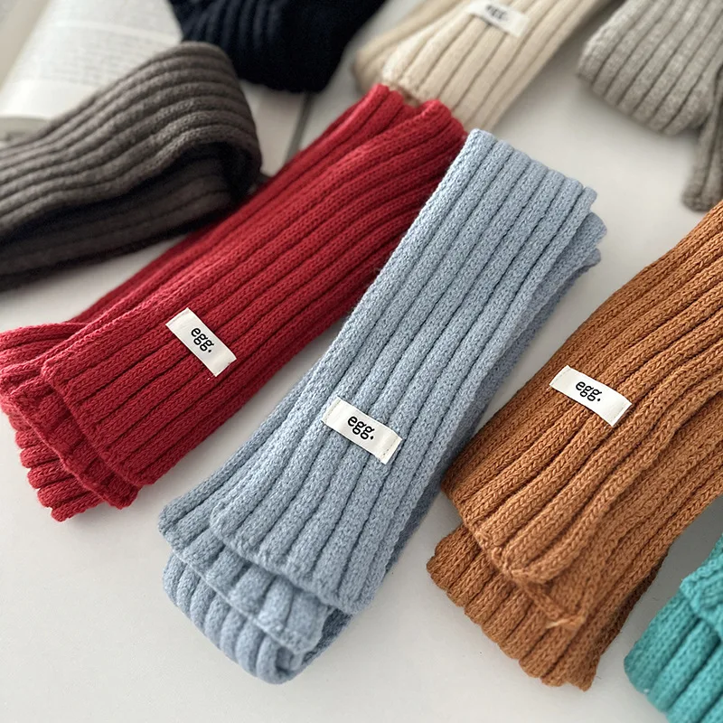 Korean-inspired ribbed neck scarf, soft and cozy thin scarf, autumn-winter trendy outfit, long versatile narrow decorative stole
Korean-inspired ribbed neck scarf, soft and cozy thin scarf, autumn-winter trendy outfit, long versatile narrow decorative stole