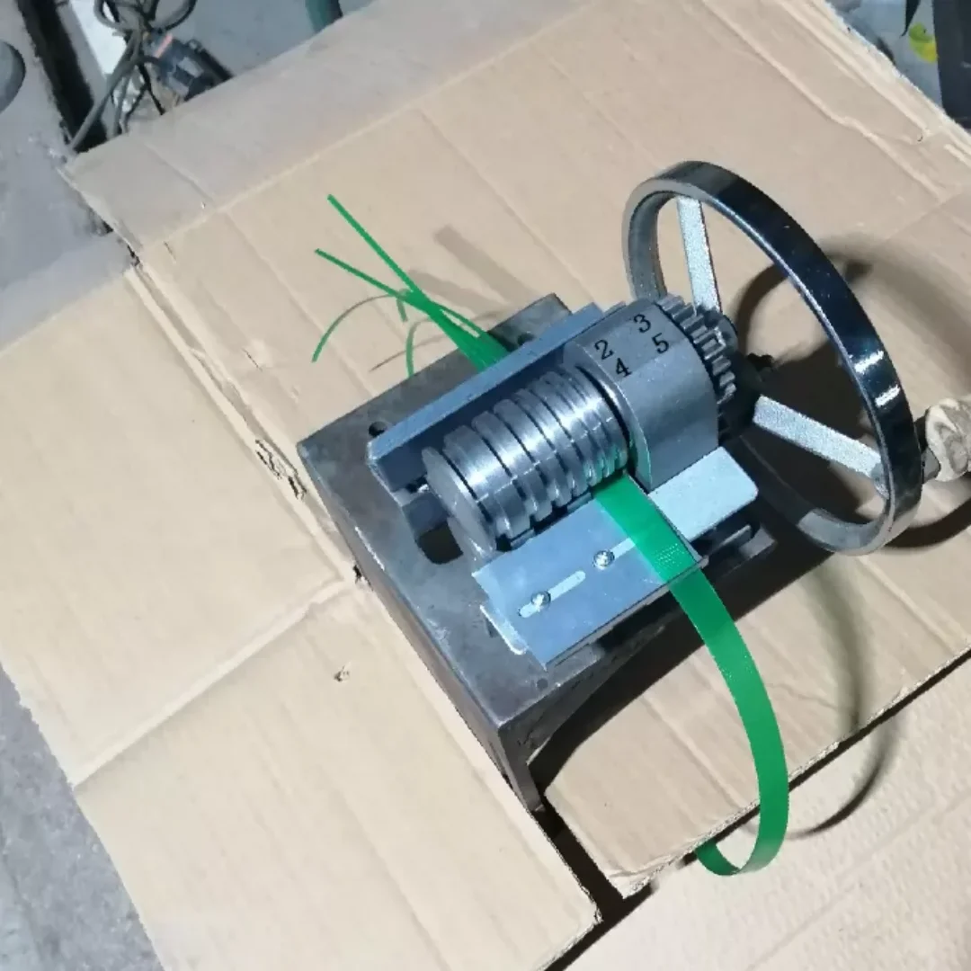 Multifunctional Slitting Machine For Plastic Steel Packing Strap Rattan Bamboo Sheet Bamboo Splitting Drawing Woven Belt Separat
Multifunctional Slitting Machine For Plastic Steel Packing Strap Rattan Bamboo Sheet Bamboo Splitting Drawing Woven Belt Separat