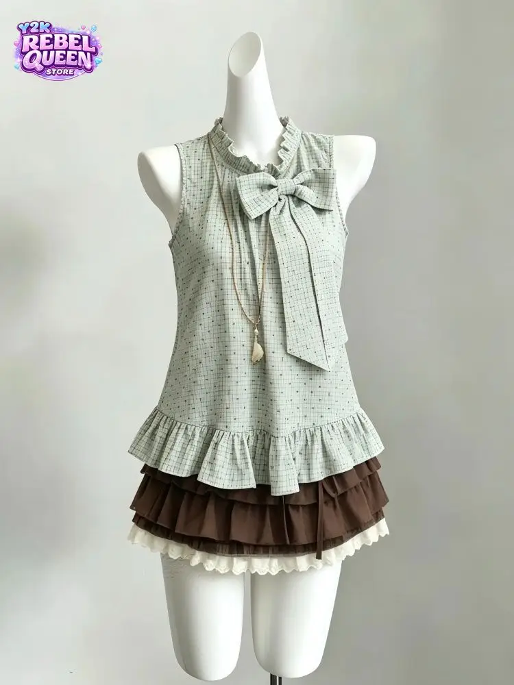 Japanese Vintage sweeti 2-Piece Set Women Bow Ruffle Plaid Crop Top + Lace Trim Layered Mini Skirt Summer New Casual Outfits
Japanese Vintage sweeti 2-Piece Set Women Bow Ruffle Plaid Crop Top + Lace Trim Layered Mini Skirt Summer New Casual Outfits