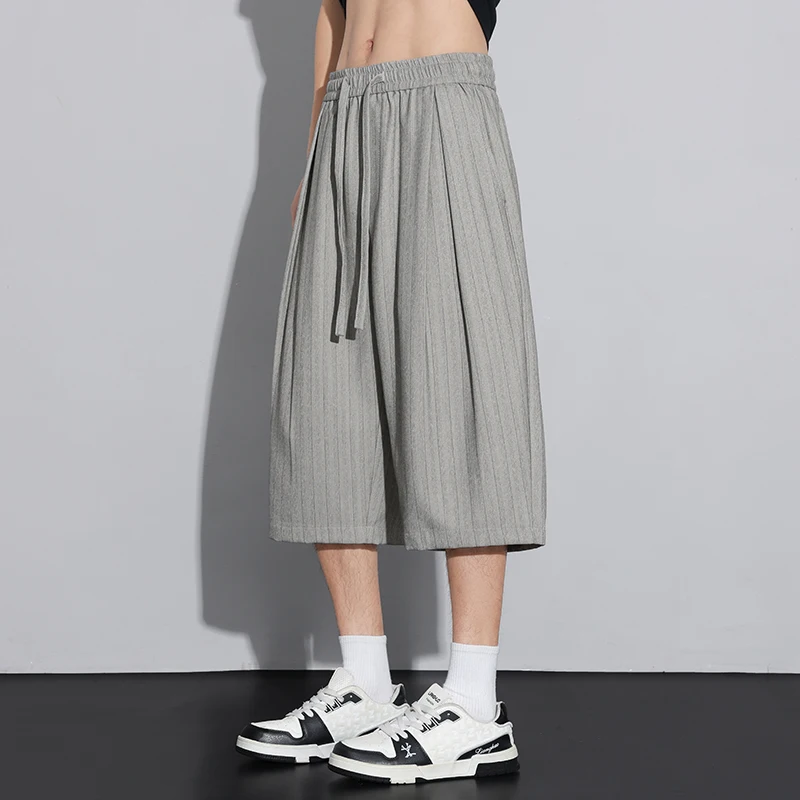 2026Japanese Men's Casual Style Ice Silk Cooling Breathable Vertical Pattern Suit Shorts Loose Summer Vertical Seven-point Pants
2026Japanese Men's Casual Style Ice Silk Cooling Breathable Vertical Pattern Suit Shorts Loose Summer Vertical Seven-point Pants