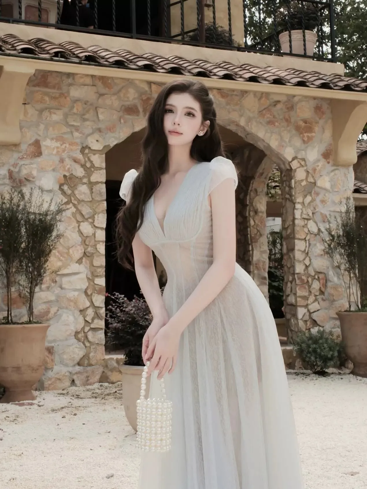 Elegant V-neck Maxi Dress Sexy Lace Heavy Embroidery Beach Date Casual Long Dress Women's Fashion High Waist A-line Skirt
Elegant V-neck Maxi Dress Sexy Lace Heavy Embroidery Beach Date Casual Long Dress Women's Fashion High Waist A-line Skirt