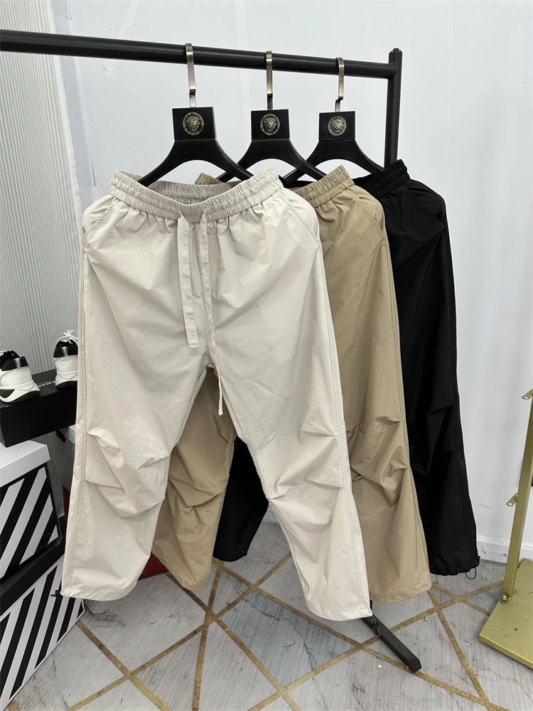 Легкие лазерно-перфорированные дышащие брюки-карго для активного отдыха, быстросохнущие, для спорта и повседневной носки, летние, новые, мужские
Легкие лазерно-перфорированные дышащие брюки-карго для активного отдыха, быстросохнущие, для спорта и повседневной носки, летние, новые, мужские