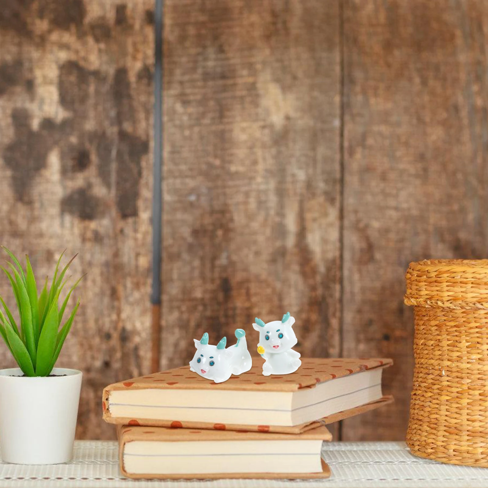 4 шт. миниатюрные украшения, крутые мультяшные фигурки, статуи, крошечные животные, китайские украшения из смолы
4 шт. миниатюрные украшения, крутые мультяшные фигурки, статуи, крошечные животные, китайские украшения из смолы