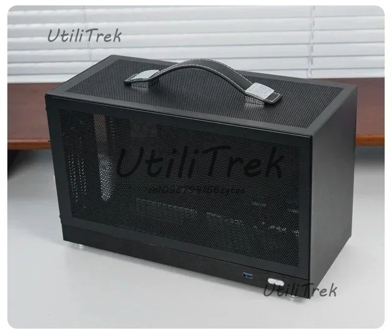 Case Portable ITX Portable TYPEC/USB mini Desktop Computer Case Mini Desktop S400Pro/S400U3
Case Portable ITX Portable TYPEC/USB mini Desktop Computer Case Mini Desktop S400Pro/S400U3