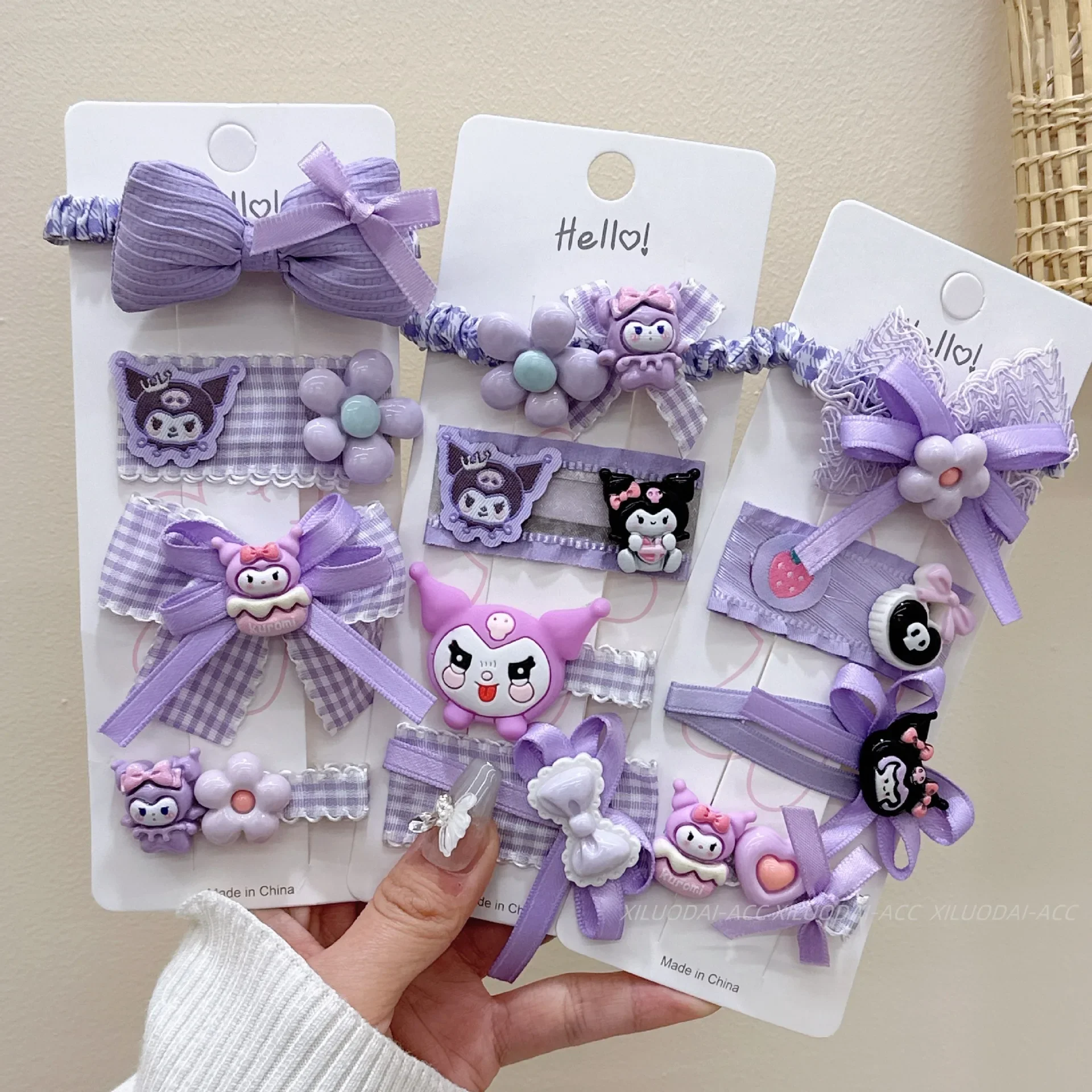 4 шт. аксессуары для волос Sanrio Kuromi, костюм, милый мультяшный Cinnamoroll Melody, милая челка для девочек, заколка для волос, студенческий головной убор, резинки для волос
4 шт. аксессуары для волос Sanrio Kuromi, костюм, милый мультяшный Cinnamoroll Melody, милая челка для девочек, заколка для волос, студенческий головной убор, резинки для волос