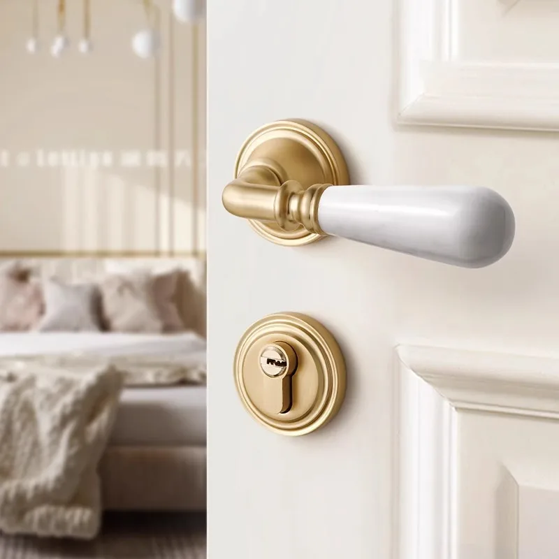 French Style Bedroom with Antique Style, Indoor Household Door Handle, Marble Magnetic/silent Split Lock
French Style Bedroom with Antique Style, Indoor Household Door Handle, Marble Magnetic/silent Split Lock