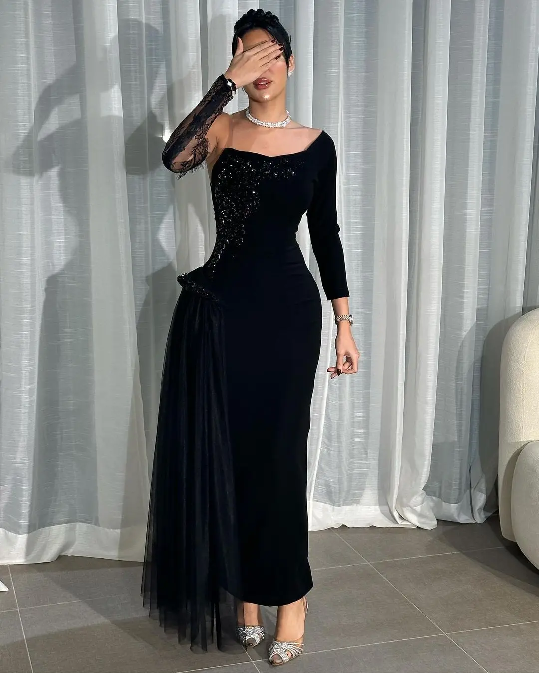 Customized Long Sleeve Prom Dresses One Shoulder Beadings Party Dresses Ankle Length Formal Evening Dresses
Customized Long Sleeve Prom Dresses One Shoulder Beadings Party Dresses Ankle Length Formal Evening Dresses